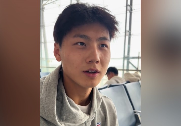 為何半場過后不久被換下？毛偉杰：兩條腿特別緊，李導(dǎo)怕我受傷